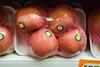 Chinese Fuji apples India retail packaged