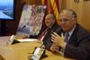 Juan Cotino (r)