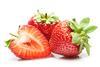 Erdbeeren aufgeschnitten und ganze Frucht-SAENCO OLEG-AdobeStock_516292059