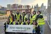 The Korean growers visited NCGM in the early hours of 8 May