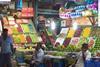 IndiaMumbaiFruitMarket