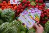 Each week, so-called Rose Vouchers are distributed to people on low incomes with diet-related health conditions