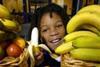Kids are eating more fruit and veg, but eschewing school meals