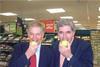 Alistair Moody (l) and Stuart Symington