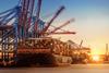 Schiff Afif im Hamburger Hafen - Hapag-Lloyd