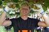 Seeka kiwifruit picker labour