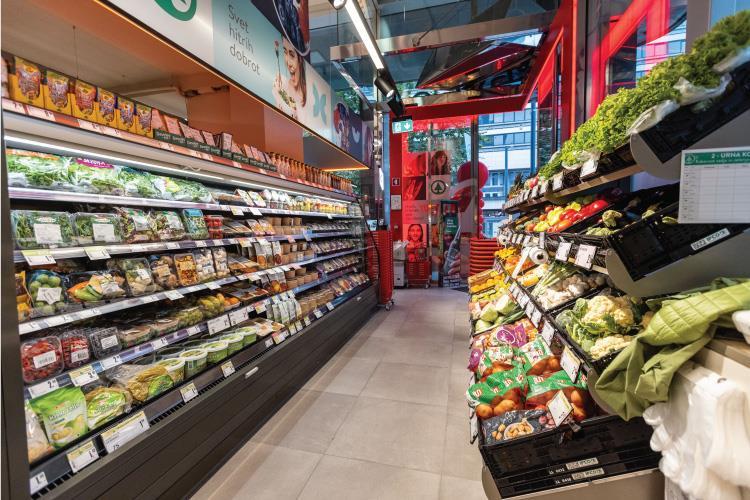 Spar Slovenia removes singleuse plastic bags Article