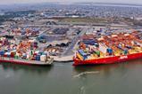 Contecon Guayaquil port ships