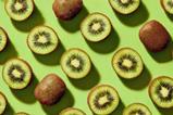 GEN green kiwifruit AdobeStock_1519649664