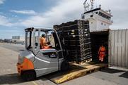 BNFW Port of Antwerp-Bruges unloading fruit