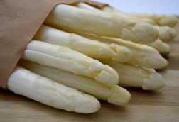 Quelle.Pixabay.Spargel weiß