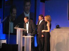 Daniel Hart addresses the audience on receiving the company's award