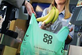 UNP_Co_Op_39106_Compostable_Carrier_Bag.018