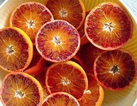 MandaRosa mandarins cut PCN