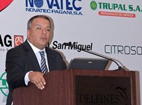 PE_Peru minister of agriculture Milton Von Hesse