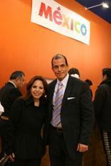 Lizeth Quintero Posadas, director general of Mexico Suprema, with Gabriel Padilla Maya of SAGARPA