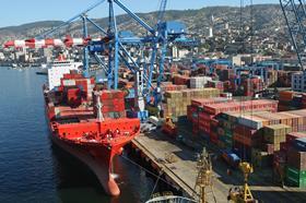 CL Port ValparaÃ­so shipping