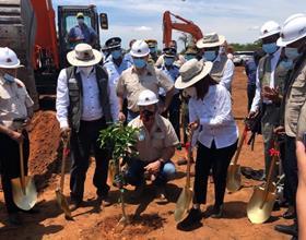 Botswana President Masisi and his wife plant first tree web