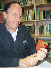 Dr Yonatan Elkind