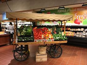 Local Display Wagon US supermarket Photo Amy Cross