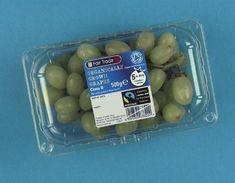 Co-op first with organic Fairtrade grapes
