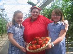 Kids with Tanya the Tomato