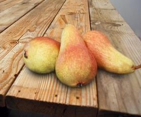 Giumarra Carmen pears