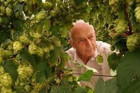 Peter Davies hop grower obit