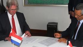 Dutch peruvian electronic certification deal