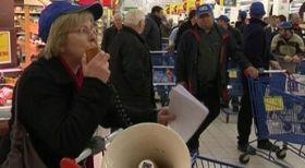 Supermarket protest France