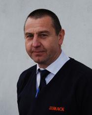 Mack Newquay manager Les Garey