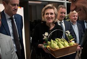 Princess Astrid Marc Evrard Belgian pears Mexico