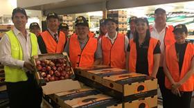 AU Montague ships first nectarines to China