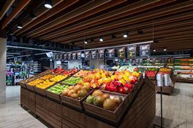 Belarus grocery fruit display