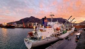 Conventional reefer vessel Port of Cape Town