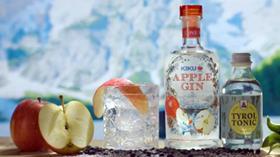 Kiku Apple Gin