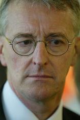 Benn will remain MP for Leeds Central