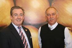 Malcolm Gray of The Allium Alliance Ltd with Martin Tribe of New Zealand Growers Ltd
