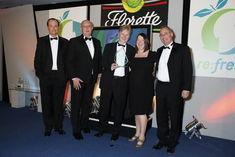 (l-r) Quentin Wilson and FPC ceo Nigel Jenney presented Capespan's Ronan Lennon, Cathryn Gull and Alistair Phillipson with the 5 A DAY Supporter of the Year Award