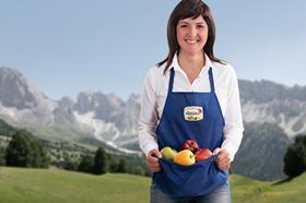 South Tyrol apples picker