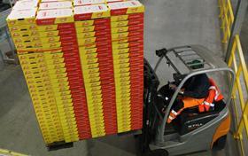 Zespri Zeebrugge cartons forklift