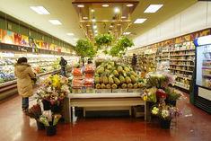 Grocery market toughens up