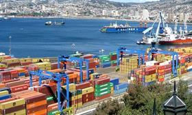 Chile port of Valparaiso
