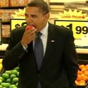 obama eats a peach