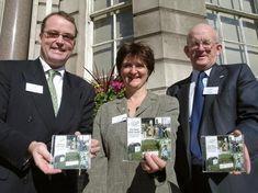 The Rt Hon the Earl of Iveagh, Chadacre Agricultural Trust,  Caroline Drummond LEAF Chief Executive and Robert Campbell LEAF Chairman at the launch
