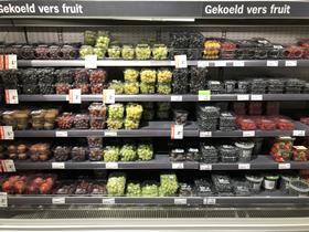 NL Jumbo grapes berries stonefruit chilled supermarket retail shelves