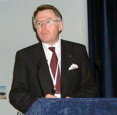 Henderson: Serious threat to UK growers
