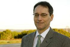 Simon Stell