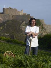British Chef of the Year 2006 lifts first Jersey Royals