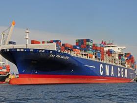 CMA CGM Callisto at Hamburg